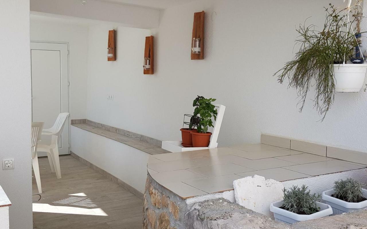 Apartments Vesna クレック エクステリア 写真